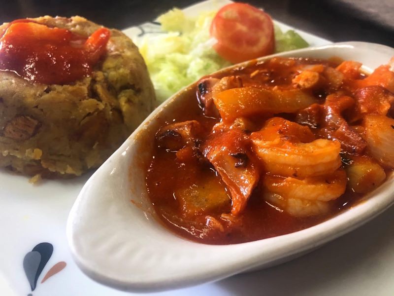 Rincon Tropical restaurant Nightclub food